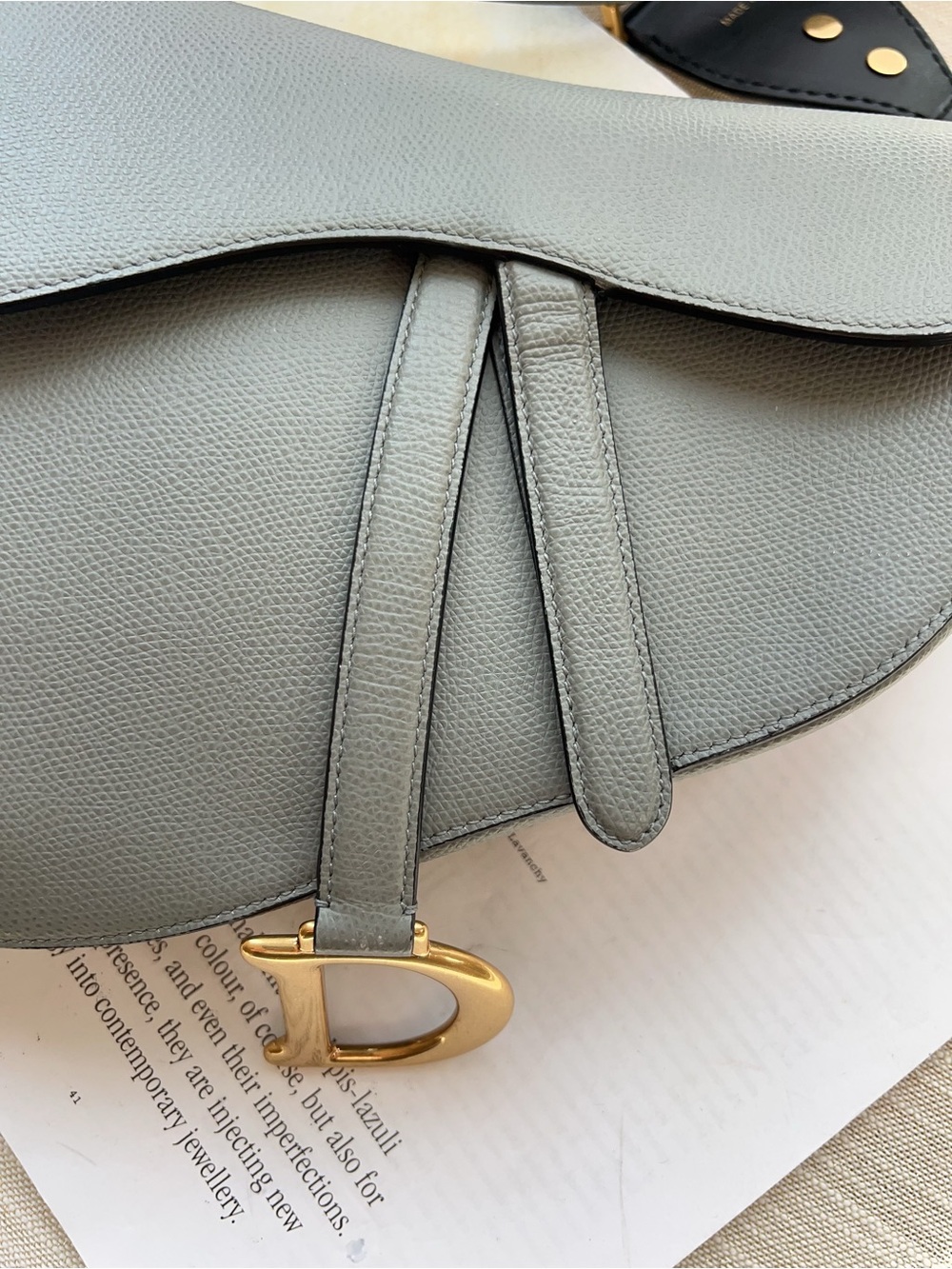 Christian Dior Grained Calfskin Saddle Bag With Strap Stone Grey - Picture 2 of 12